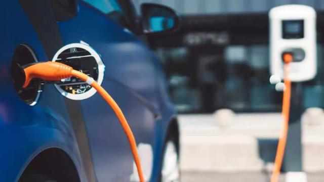 电动汽车多久换一次电池，新能源汽车电池多久换一次