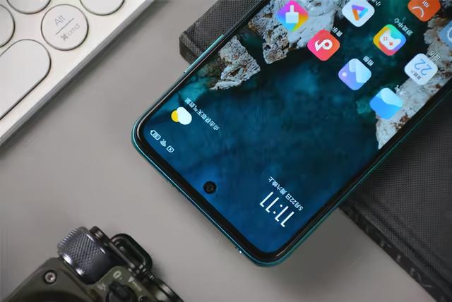 双十一都有哪些高性价比手机可选？红米、realme这几款可入