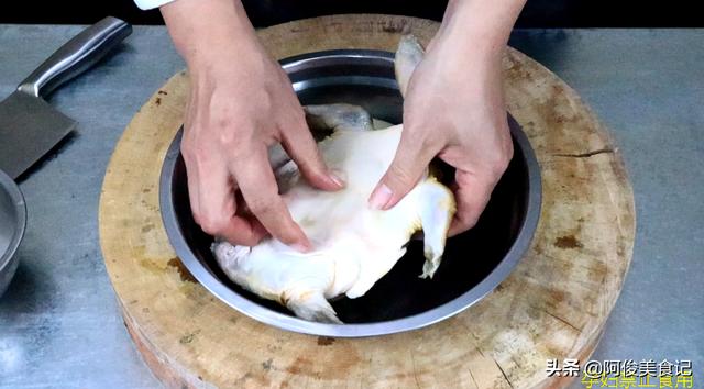 甲鱼的杀法视频教程(甲鱼杀了第二天吃行吗)