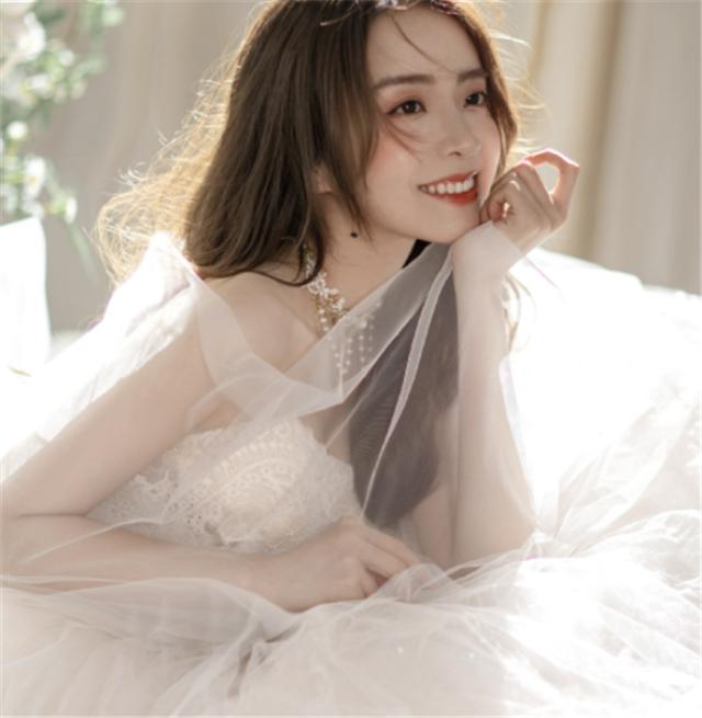 余霜轉發好友的結婚證 直呼太感動 評論全艾特管澤元 你們呢 Kks資訊網