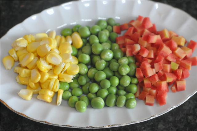 进入秋天，多给孩子吃这种鱼！无鳞又无刺，肉质细嫩特肥美