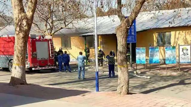 12岁男孩在家烧试卷引发火灾，这些救命的知识，请教给孩子