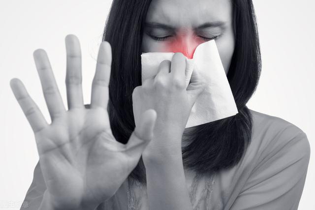秋季鼻炎高度爆发，说多了都是喷嚏，送你秋季鼻炎患者自救指南