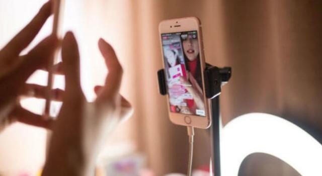 今年双11的坑是直播带货的坑！直播带货是如何把韭菜割成渣的？