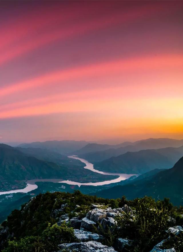 云南有哪些可以玩的少数民族地方（云南带你领略26个民族的世居家园）(23)
