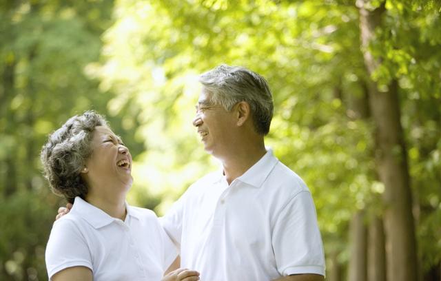 65岁后的老年人，标准血压和心率是多少？看看你达标了吗？