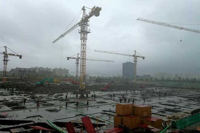 高效制砂机中暑