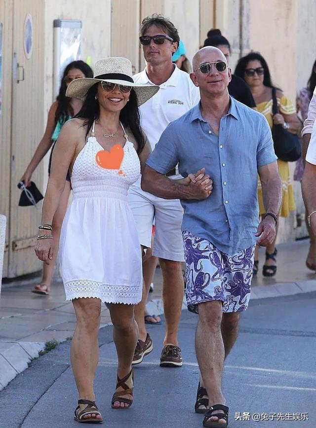 贝佐斯和桑切斯分手(贝佐斯和桑切斯分手了吗)-天晟网