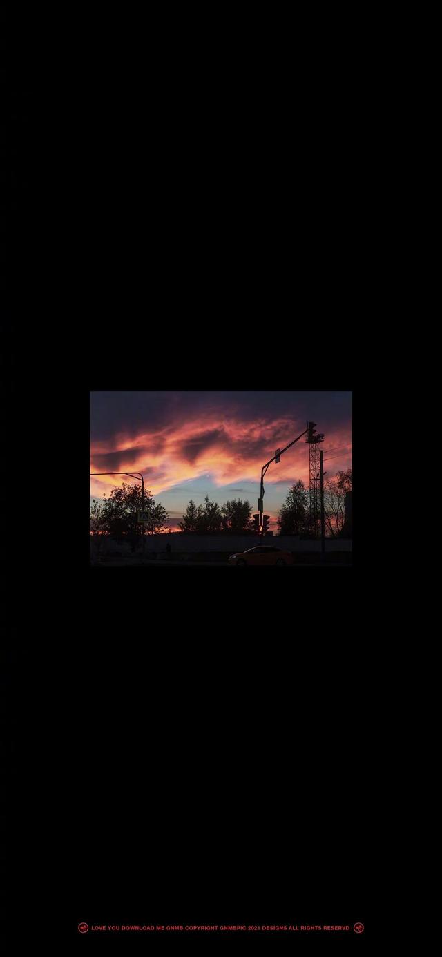 [微信大菠萝跟踪转发]，如何把微信背景调成黑色的