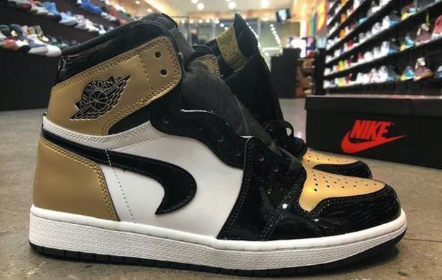 aj倒钩是什么意思钩子反的nike鞋