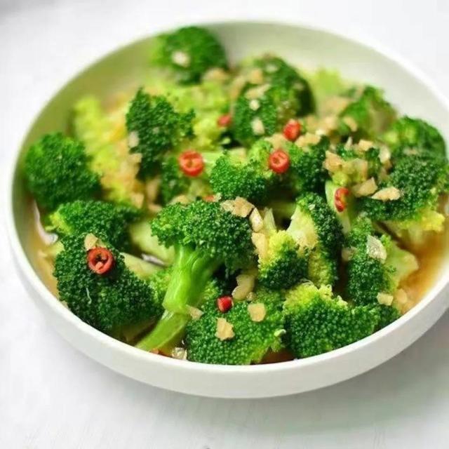 立冬后记得给孩子吃6种食物，对眼睛好，价格不高，人人买得起