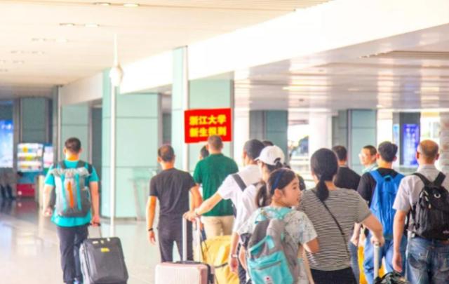 怎样和父母沟通退学(怎样让父母同意退学)