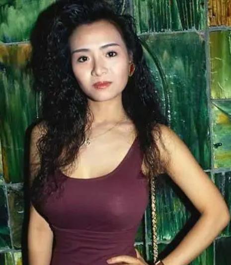 香港女明星裸体1970图片