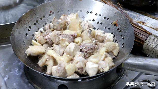 干锅鸡 干锅鸡（干锅鸡翅的家常做法视频） 美食