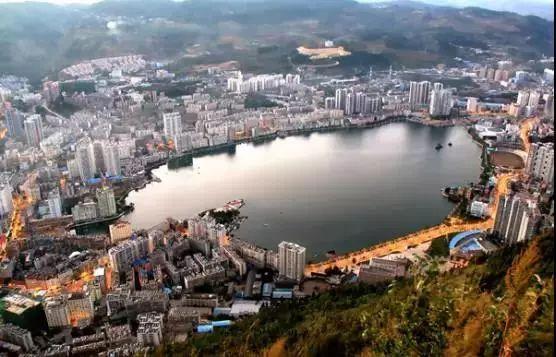 开远市定制立式鹅卵石制砂机价格