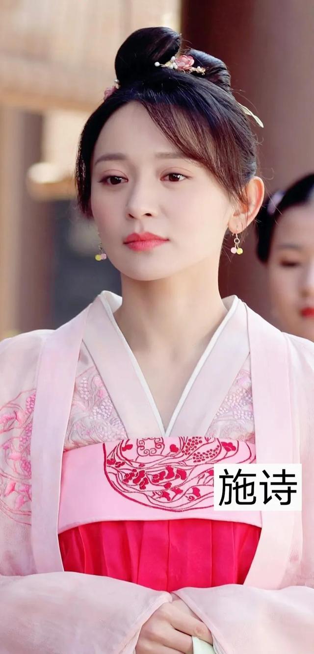 女明星古装剧中的中分发型谁比较好看