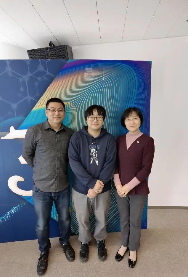 父亲是钱三强的学生，他把这项技术应用到数千万台华为手机上