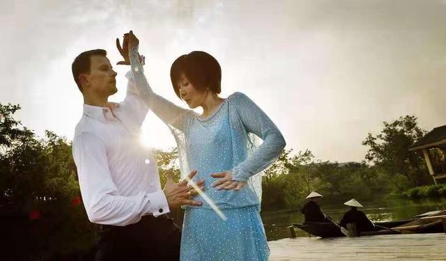归亚蕾张梦奎哪一年结婚的（归亚蕾和张梦奎结婚56年）(8)
