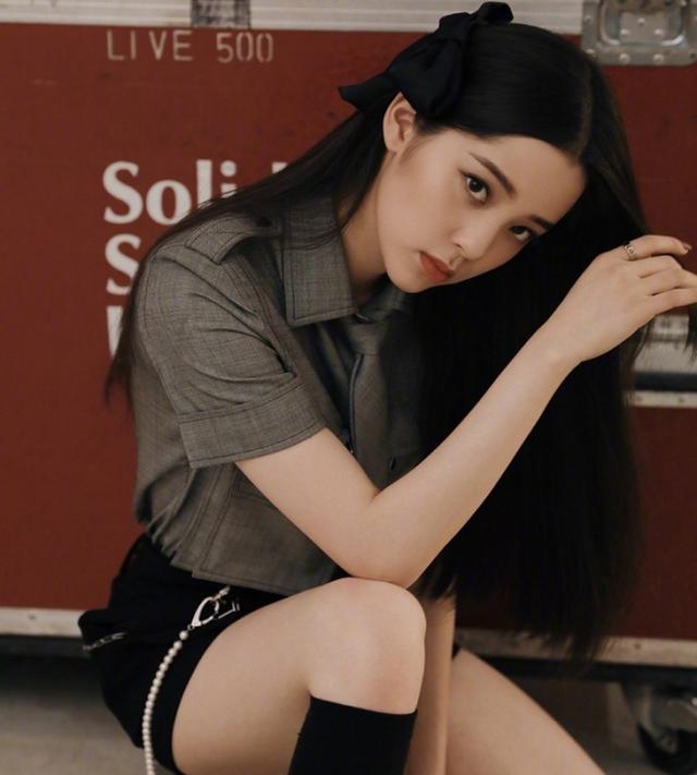 欧阳娜娜aj(欧阳娜娜aj穿搭)-天晟网