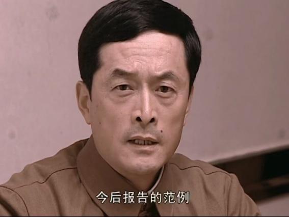 亮剑：常乃超吃败仗被俘，为何还敢怼李云龙？你看他的原型是谁