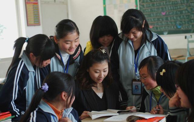 教师补课被禁后，又发现了“新财路”，家长非但不反对，还很支持