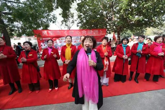 爱跳舞张姐(张姐爱跳舞)