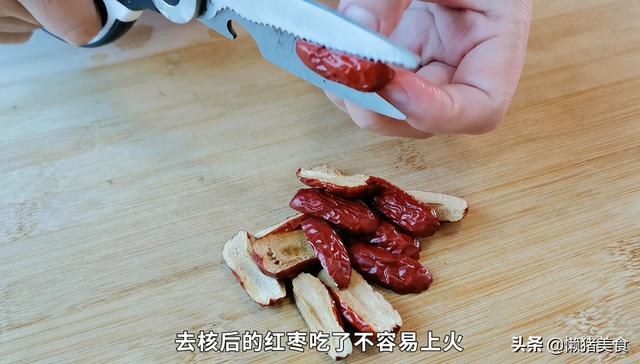 冬天，广东妈妈最爱用太子参给孩子炖汤喝，增强免疫力孩子少生病