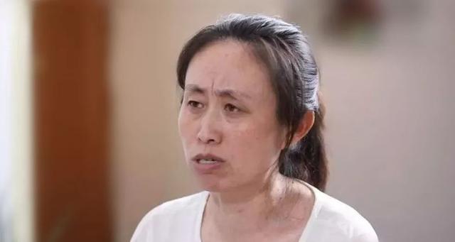 江歌妈妈:得到捐款上千万？手握450万公民信息，江歌妈妈陷入了人设危机