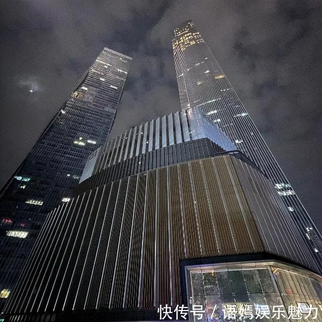 手握6百亿现金跟2百架飞机，还有15条高速公路，他才是真正的首富