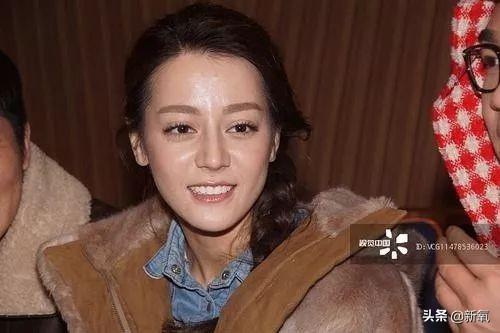 明星脸部毛周角化