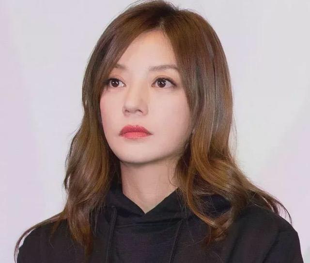 赵薇现在是什么情况（赵薇最近什么情况啊）