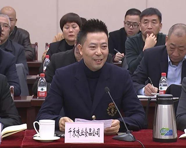 四川眉山“百亿富翁”：27岁创业靠1瓶酱油发家，实控168.8亿帝国