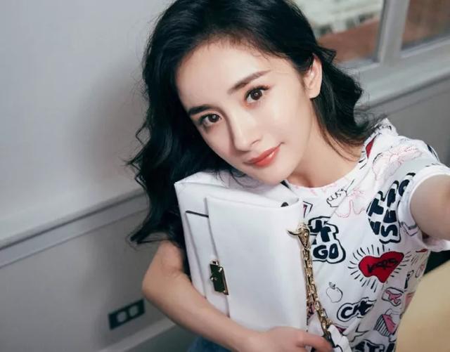 杨幂个人资料简介年龄杨幂个人资料简介及