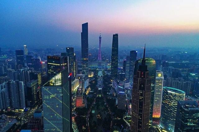 直面浙江的挑战，GDP连续32年全国第一的广东，未来能否守住宝座