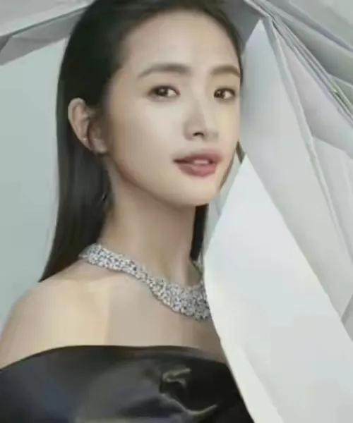 林依晨实数不容易，七年备孕顺产一女