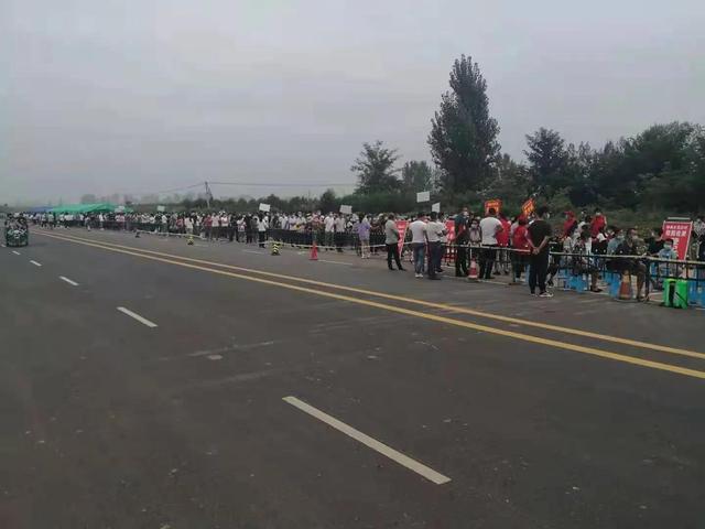 驿城区胡庙乡大韦庄村核酸检测有序进行