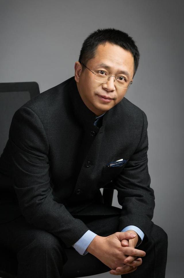 湖北最富有的“10位鄂商”：“前三甲”坐拥3250亿财富，雷军第一