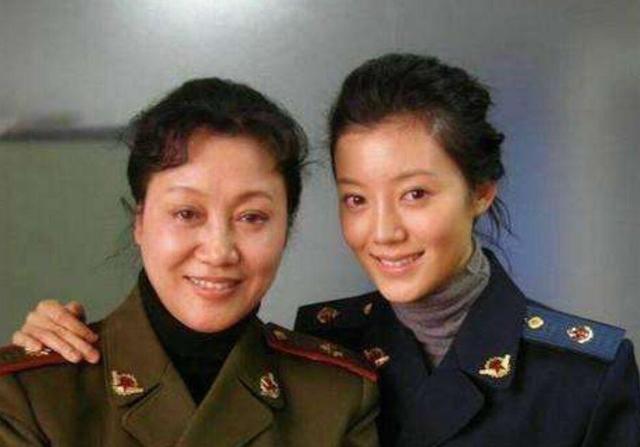车晓39岁仍单身，和李兆会的豪门婚姻失败后，就已写好了结局