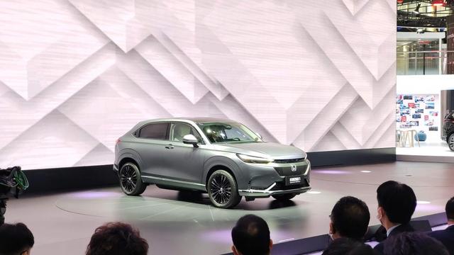 终于“国风”压倒“西风”！国产新能源车主导2021广州车展