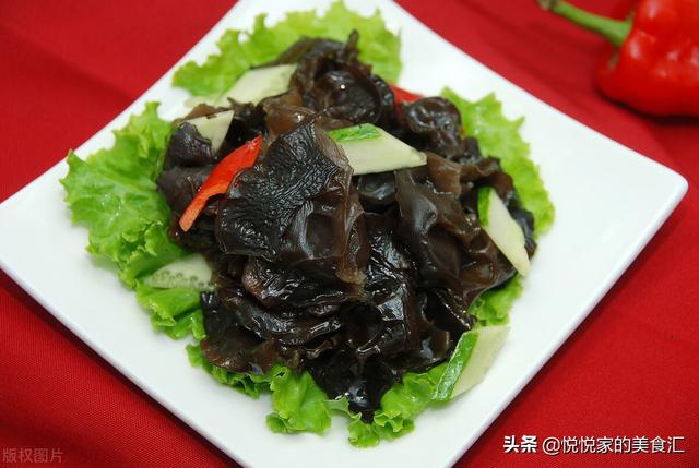 家有学生，最好天天吃这6样菜，价格不高营养足，对眼睛有好处