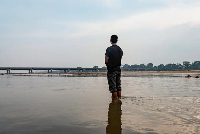 人到中年：认怂、认命、认输、认错