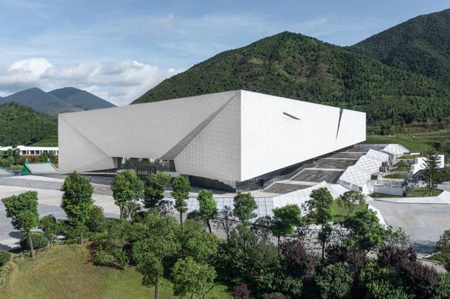 文展装饰电气工程师