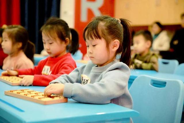 睿乐多元创智课程——让孩子主动思考，快乐创新