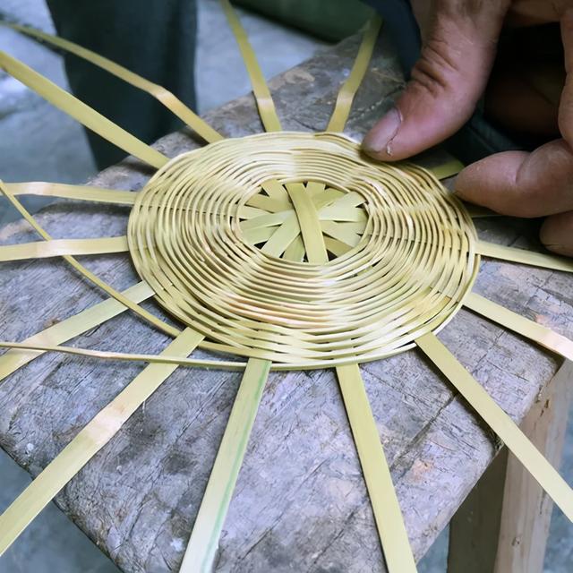 竹编绘画作品(有关竹子的艺术作品)_手工miao