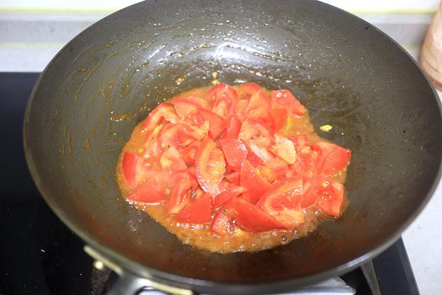 番茄牛肉飯早餐真豪橫，10分鐘輕松搞定，元氣滿滿連午餐都有瞭