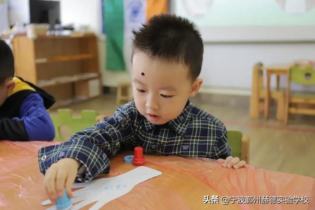 赫德幼儿园联合国日 | 世界那么大，带我去看看