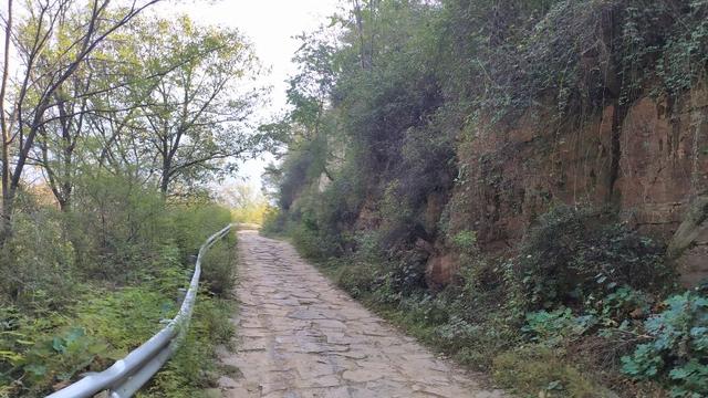 南太行自驾最烂石板路，却有最美的风景