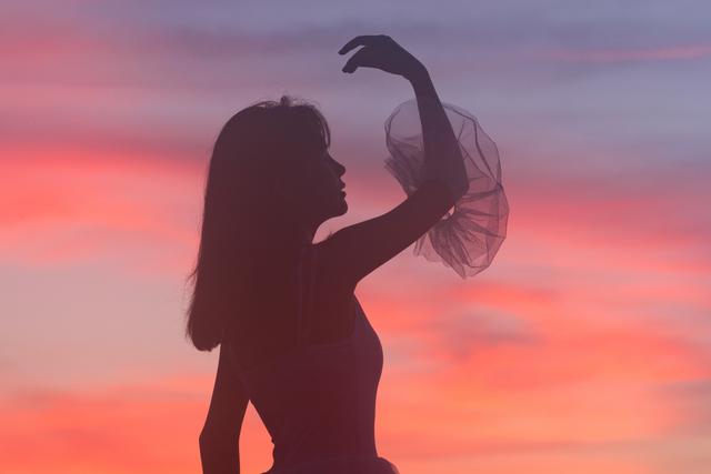 最近很流行的经典小句子 意味深长 越看越爱 Zh中文网