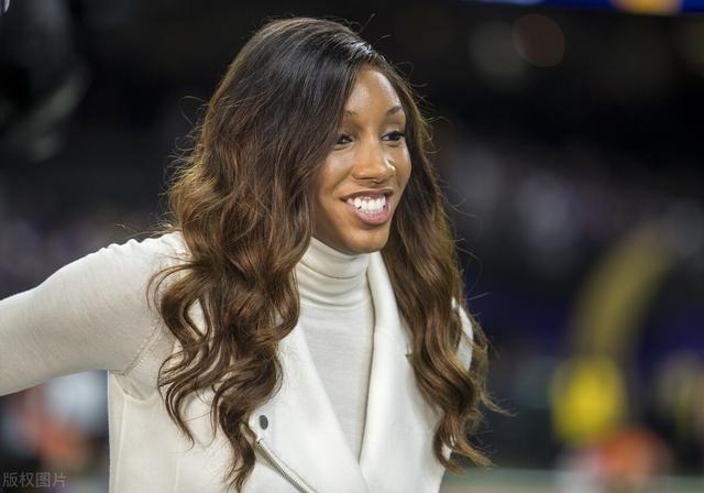 巴特勒与女主持人（宫斗谍战NBA女主播因歧视黑人同事遭停职）(5)