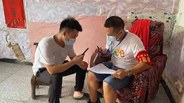 岳阳县荣家湾镇：退役不褪色，“疫”线显担当